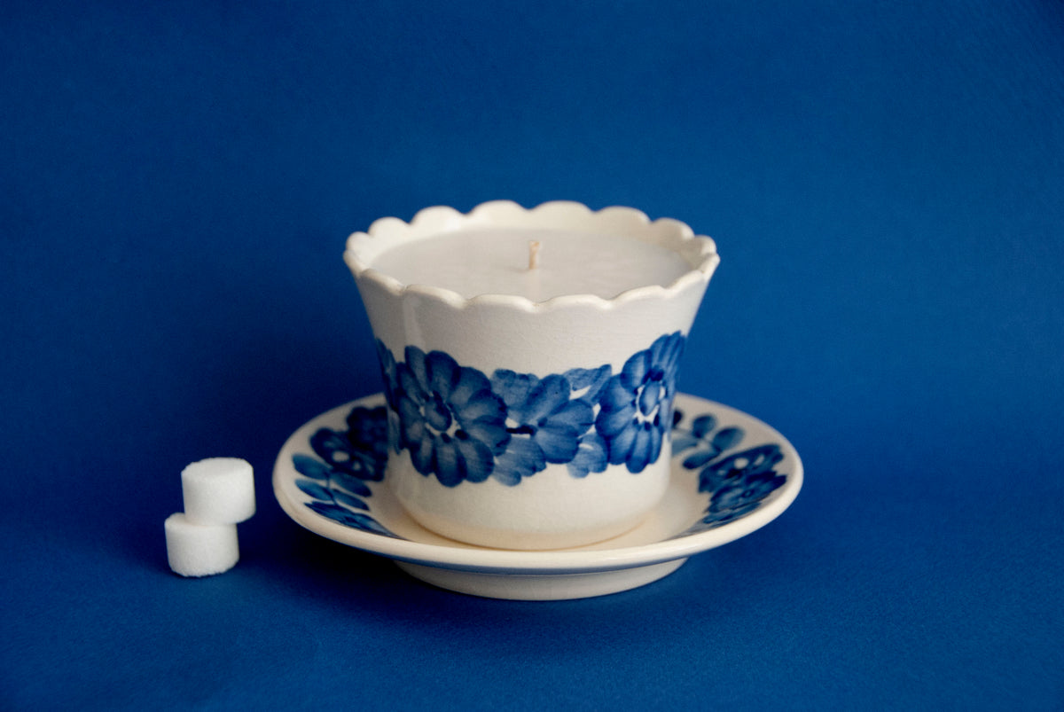 #0037 - Tasse vintage fleurie
