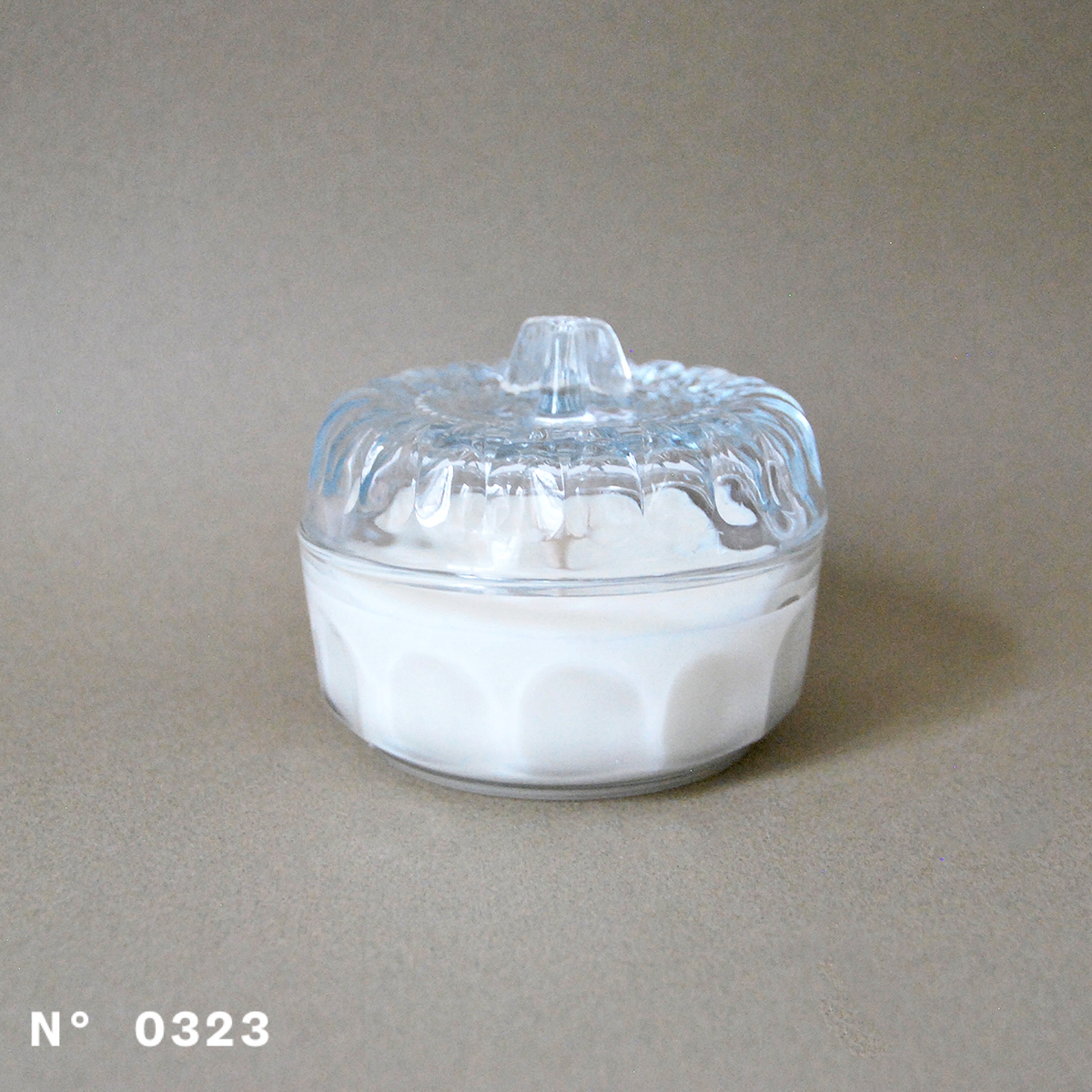#0323 - Sucrier en verre ciselé