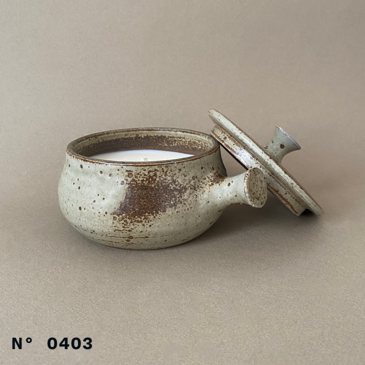 #0403 - Coupelle en grès moucheté