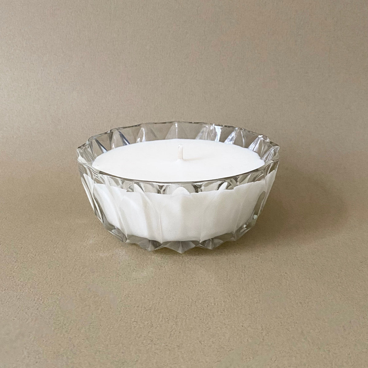 #0441 - Coupelle en verre ciselé